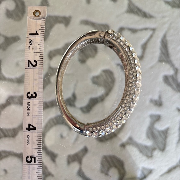 Express Sparkle Gem Bangle Bracelet - Picture 2 of 2